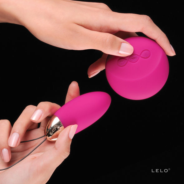 Lelo - Lyla 2 Insignia Design Edition Fuchsia Massager Egg